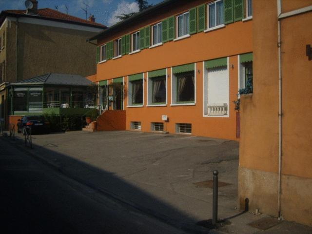 Auberge De La Vallee Francheville  Eksteriør bilde